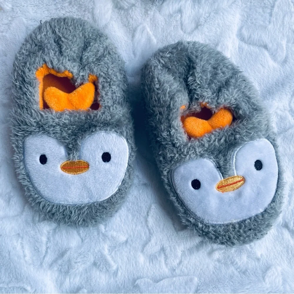 Lot of 2 Kids Penguin Sleepers 🐧❄️one Kids 9/10 and one Youth 3/4